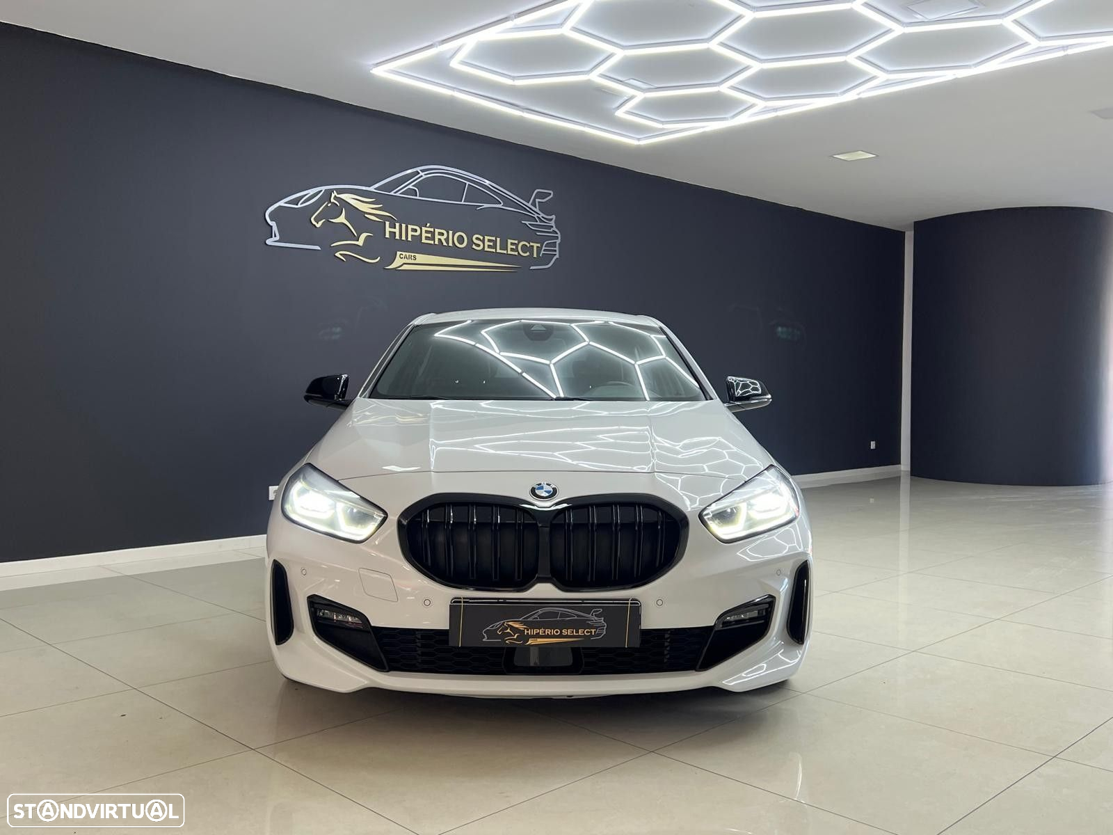 BMW 116 d Pack Desportivo M - 3