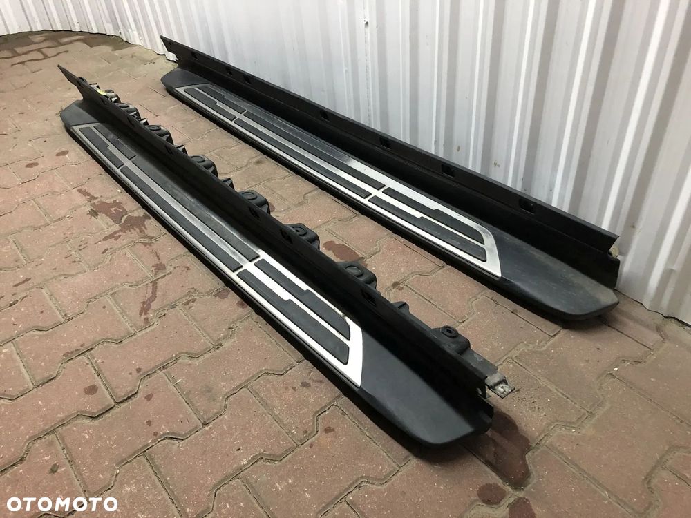 TOYOTA HIGHLANDER 2019- STOPIEŃ LEWY PRAWY PRÓG - 3