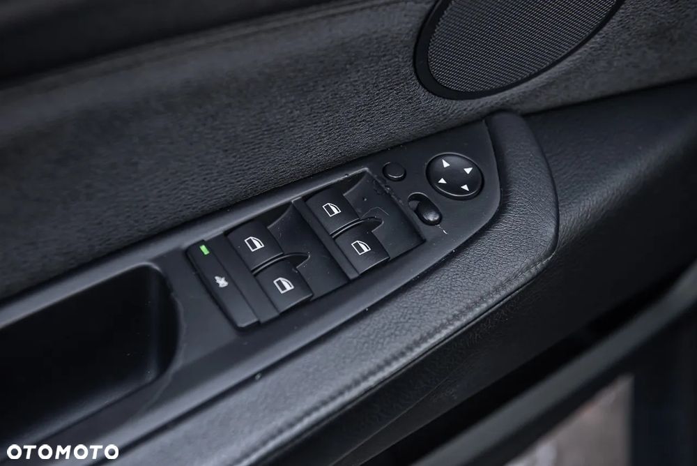 BMW X5 xDrive30d - 16