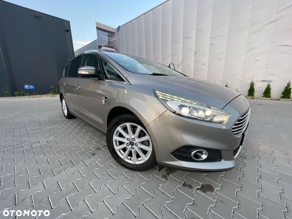 Ford S-Max - 29