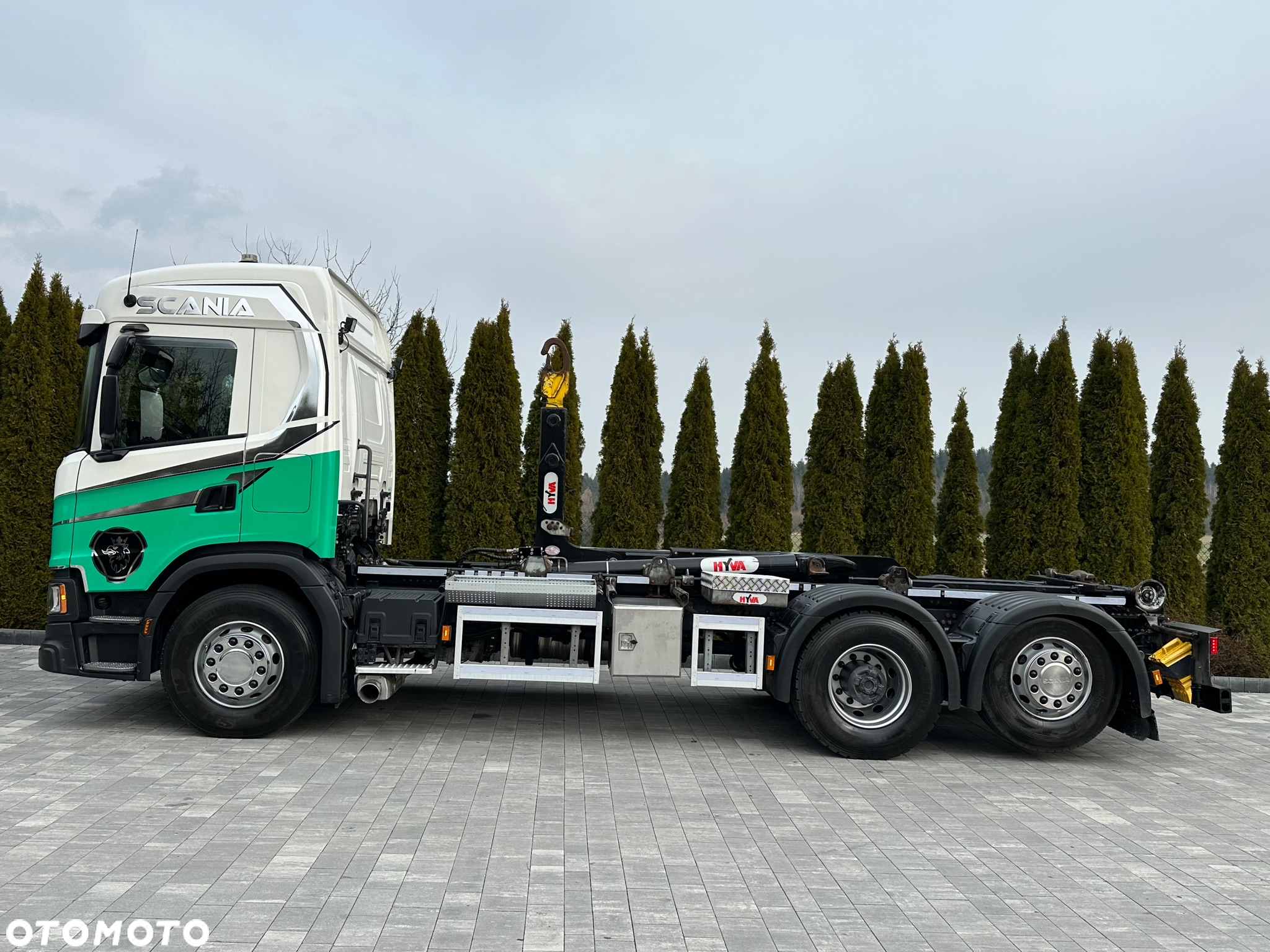 Scania / G450 / 6X2 / HAKOWIEC / HYVA 22.60.SK  / Oś-SKRĘTNA-PODNOSZONA / - 19