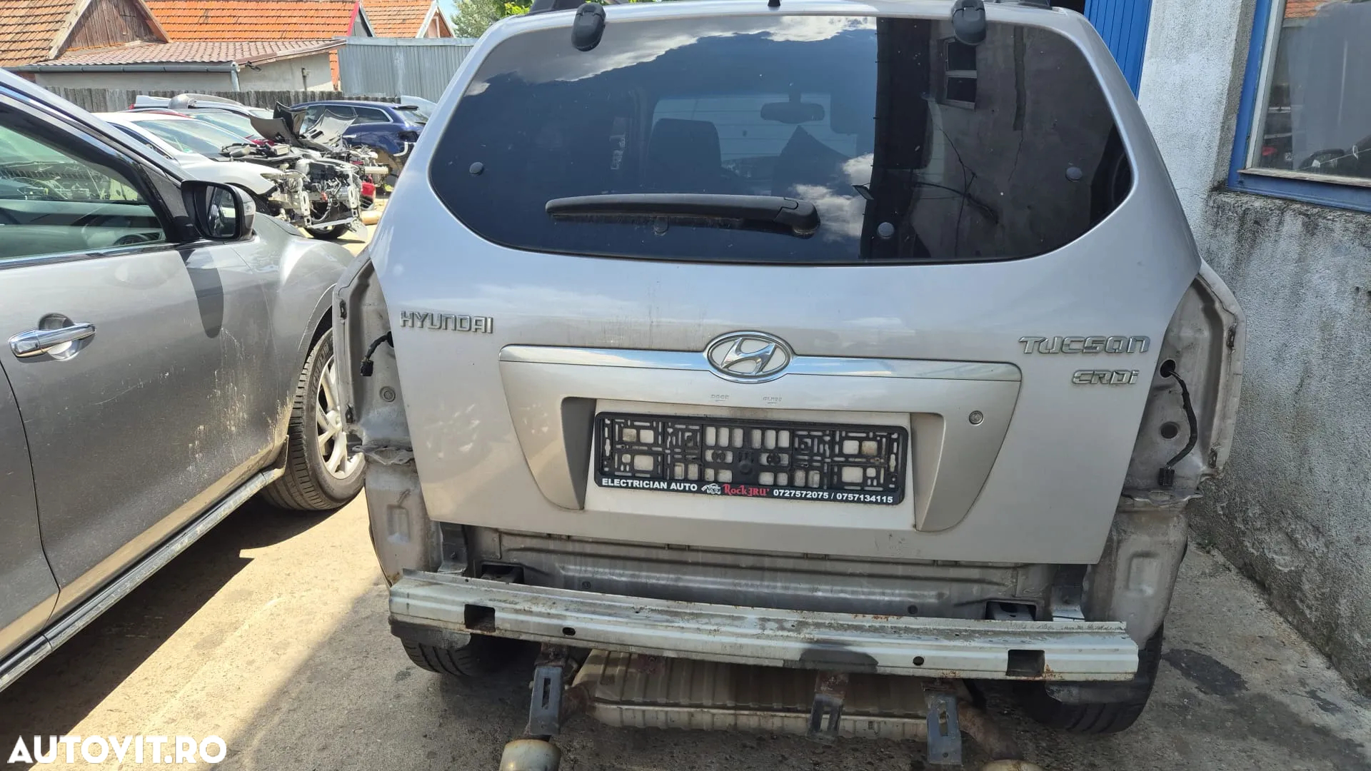 Hyundai Tucson 2.0 crdi motor capota bara fata - 2