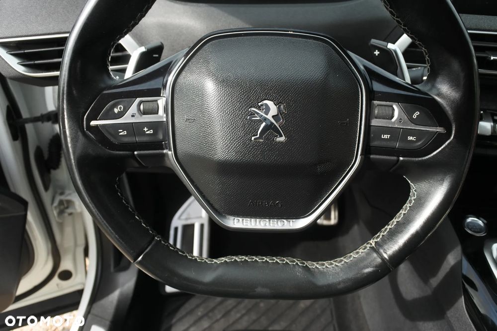 Peugeot 3008 PureTech 130 Stop & Start EAT6 Allure - 22