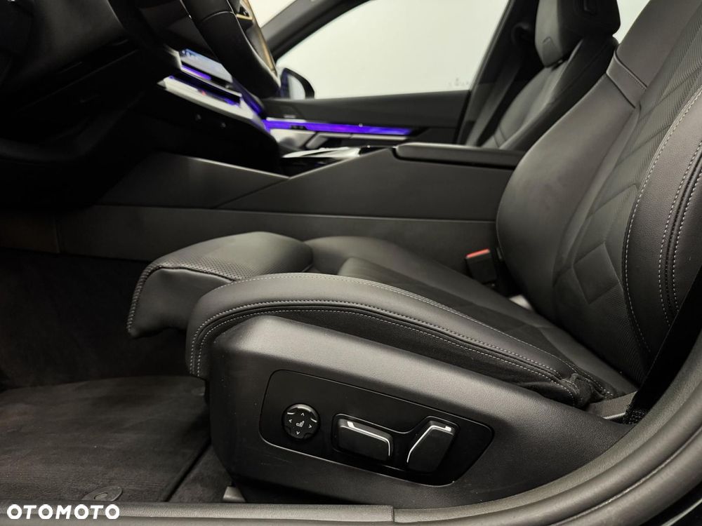 BMW Seria 5 - 16