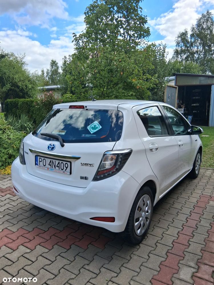 Toyota Yaris Hybrid 1.5 VVT-i - 4
