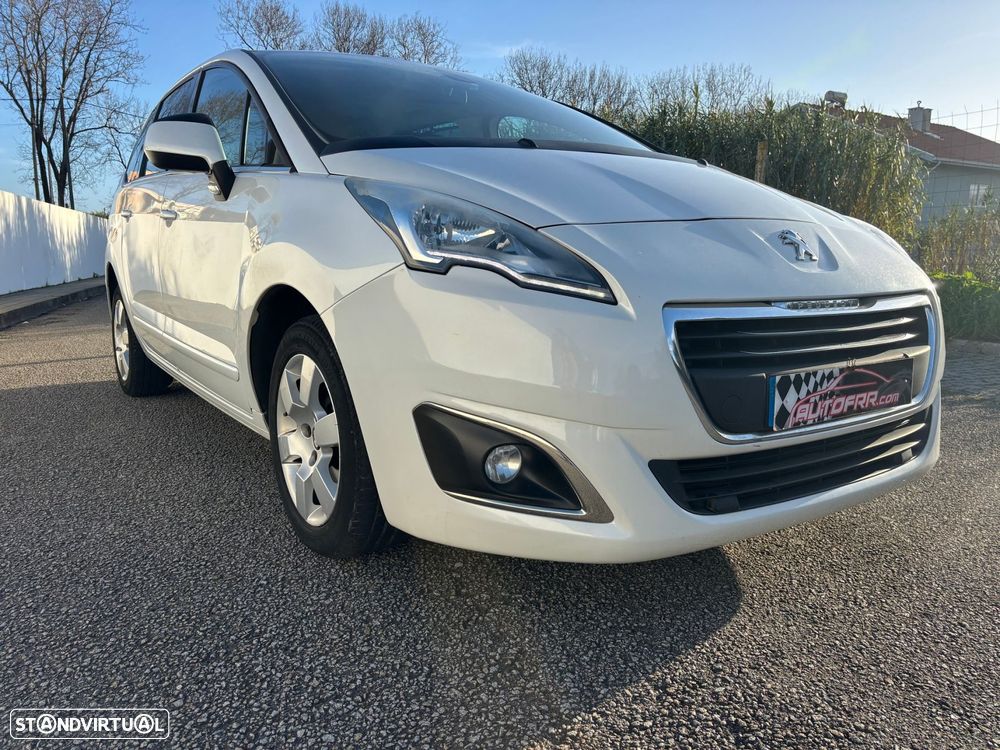 Peugeot 5008 1.6 HDi 7L Allure - 1