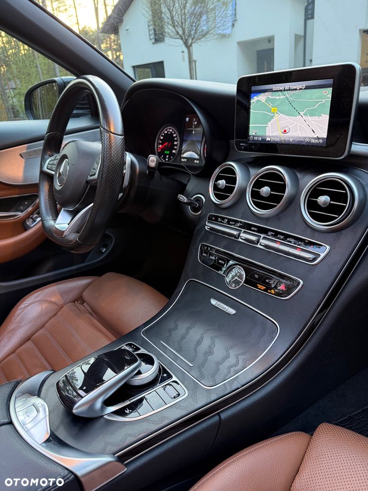 Mercedes-Benz Klasa C 200 4Matic 9G-TRONIC - 16