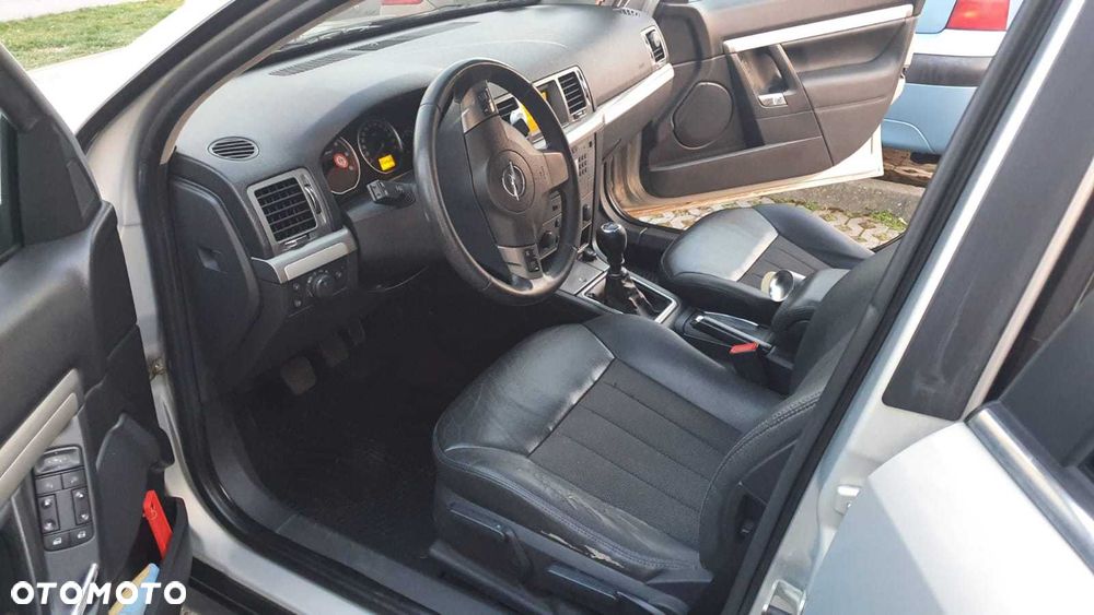 Opel Vectra - 2