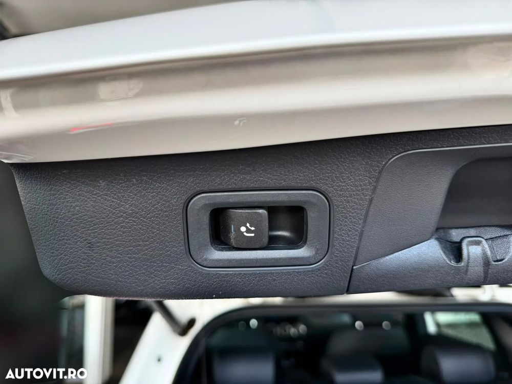 Mercedes-Benz EQA 350 4MATIC Progressive - 11