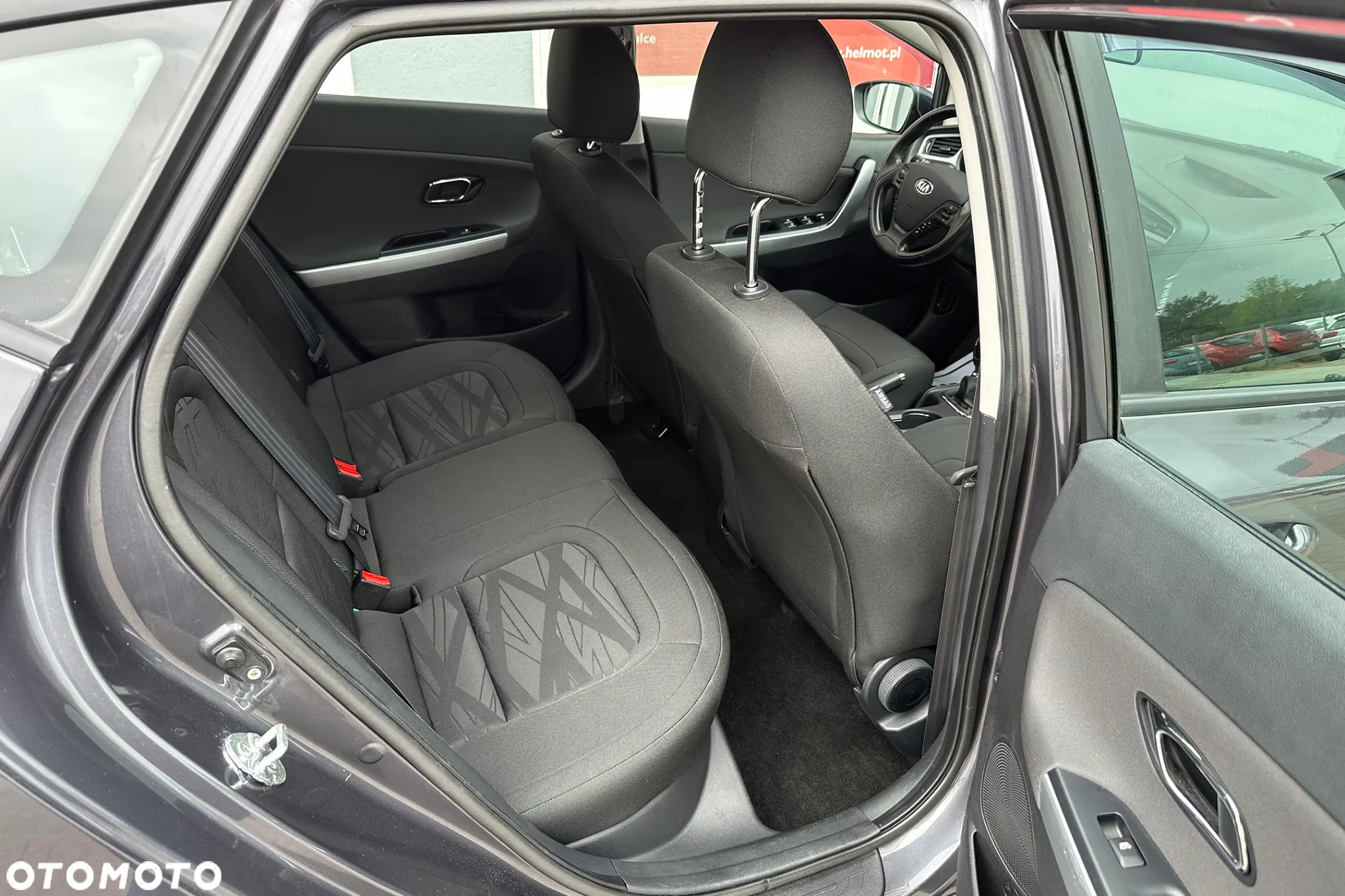 Kia Ceed - 34