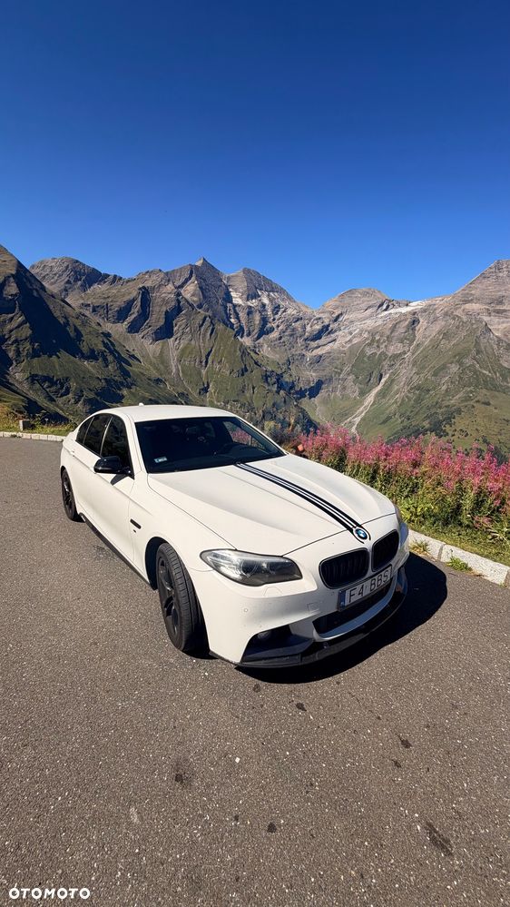 BMW Seria 5 525d xDrive - 1