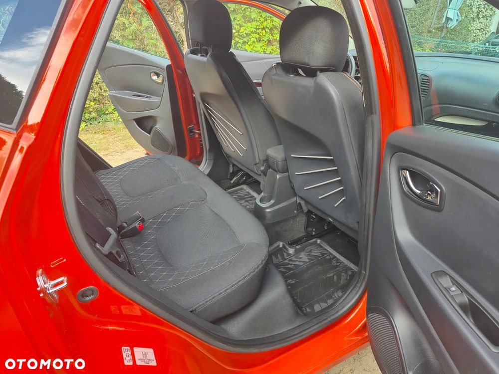 Renault Captur - 16