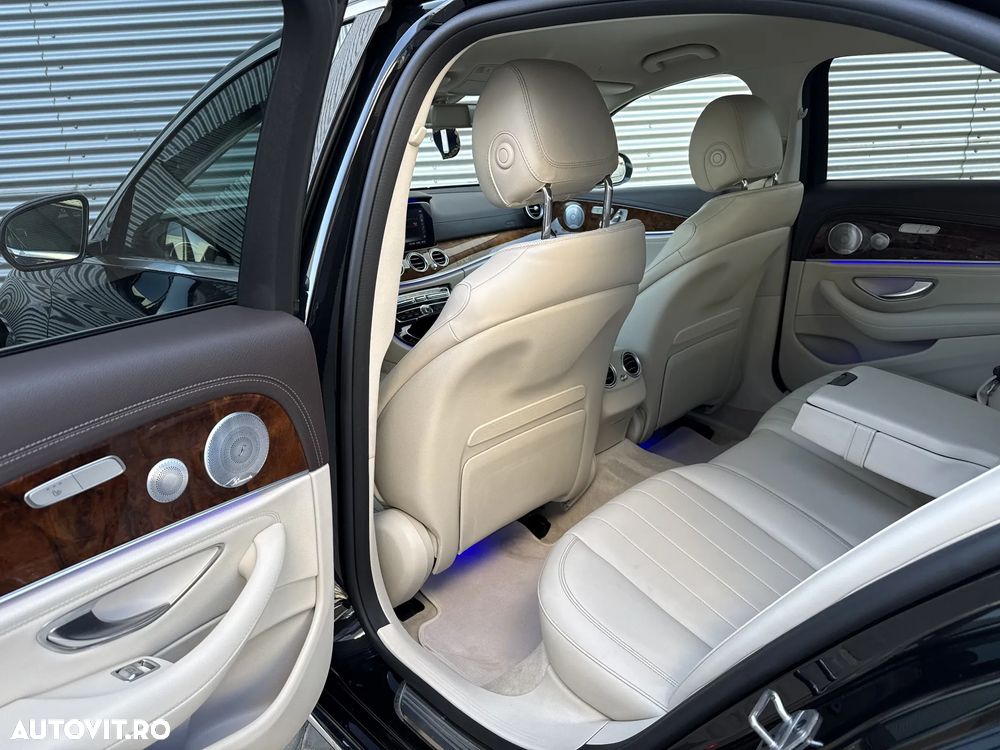 Mercedes-Benz E 200 4MATIC 9G-TRONIC Exclusive - 28