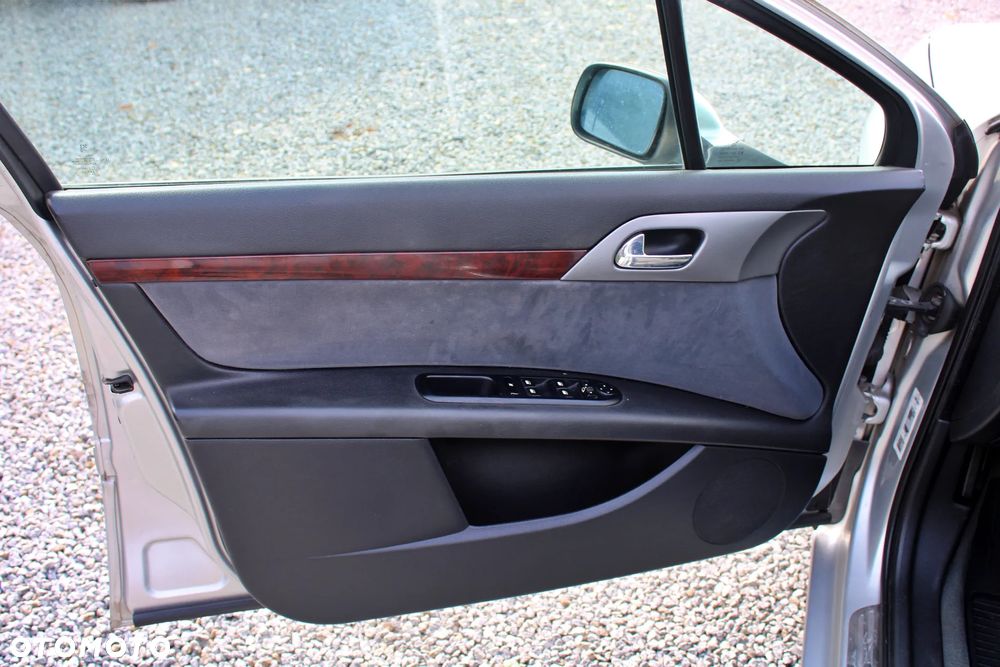 Peugeot 407 1.6 HDi Presence - 19