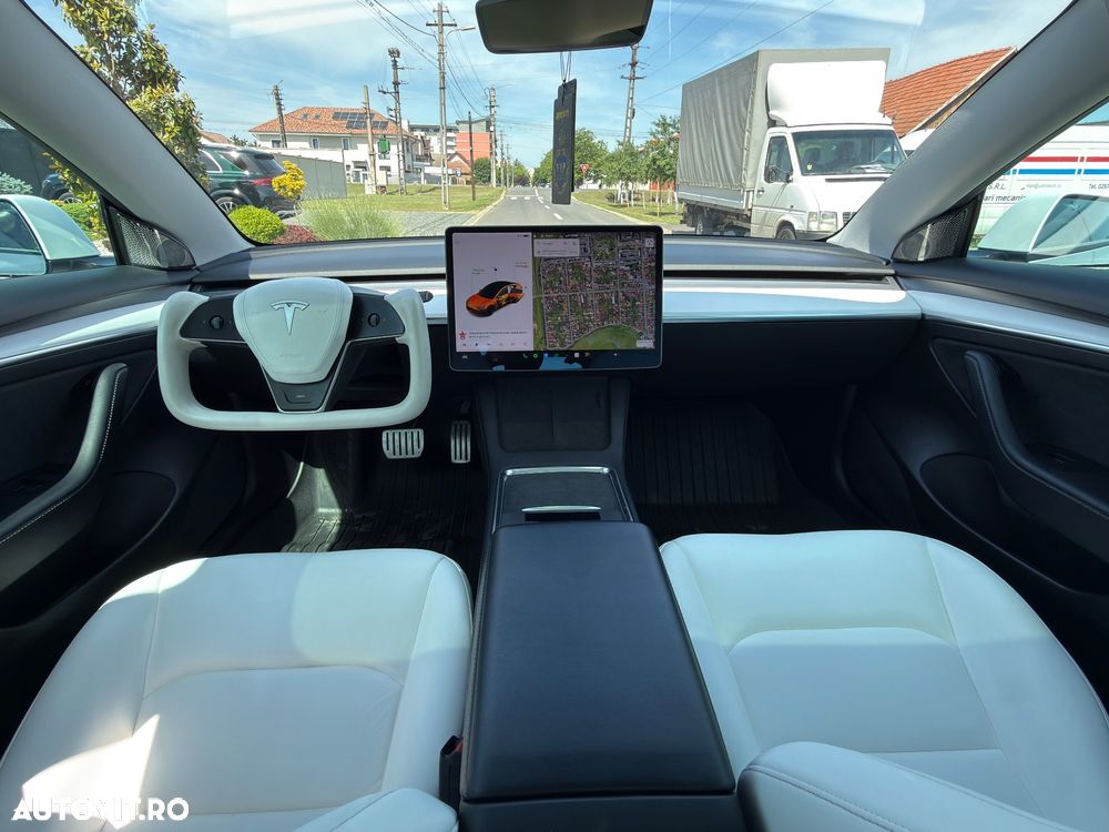 Tesla Model 3 Performance - 7
