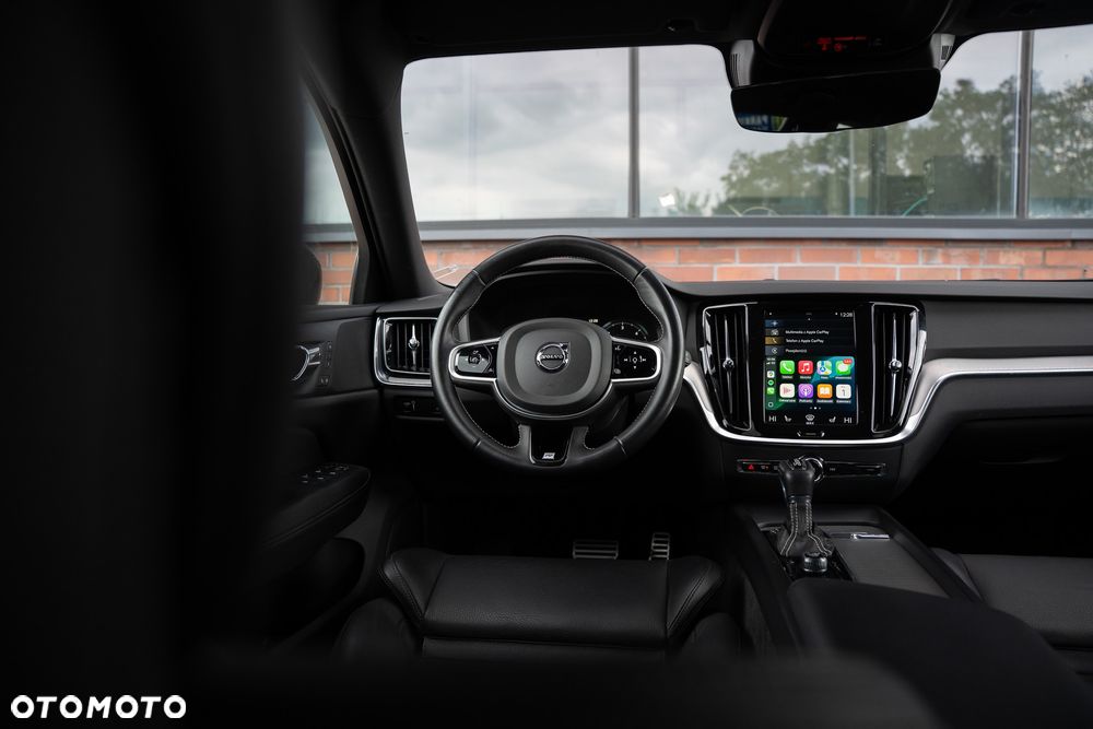 Volvo V60 D3 Geartronic R-Design - 26