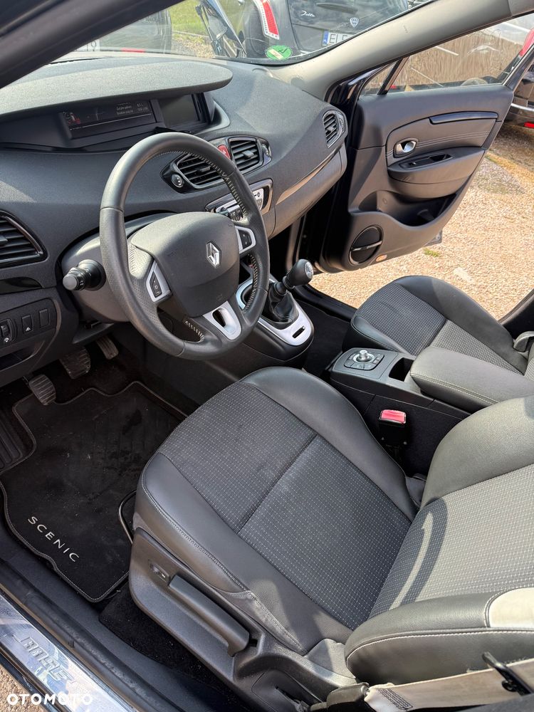 Renault Scenic 1.4 16V TCE Bose Edition - 9