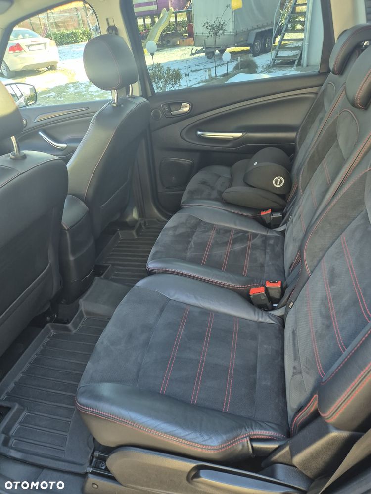 Ford S-Max - 7