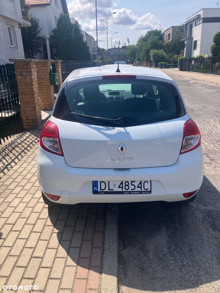 Renault Clio 1.5 dCi Alize - 4
