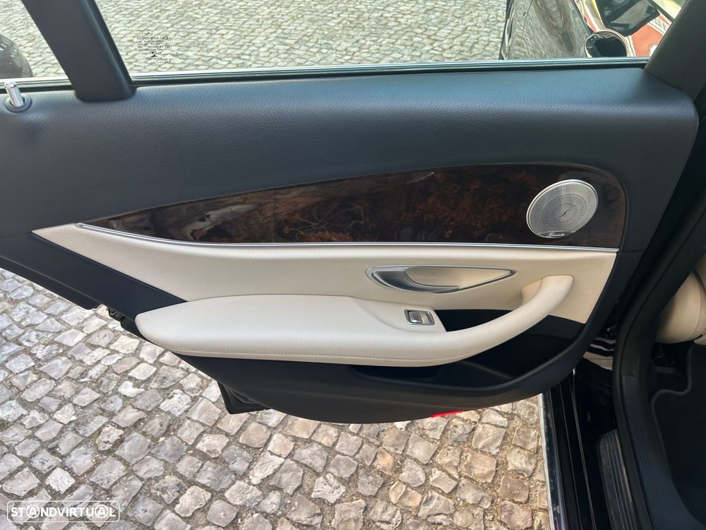 Mercedes-Benz E 300 de Avantgarde - 19