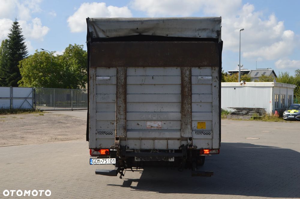 Scania Scania P 310 - 5