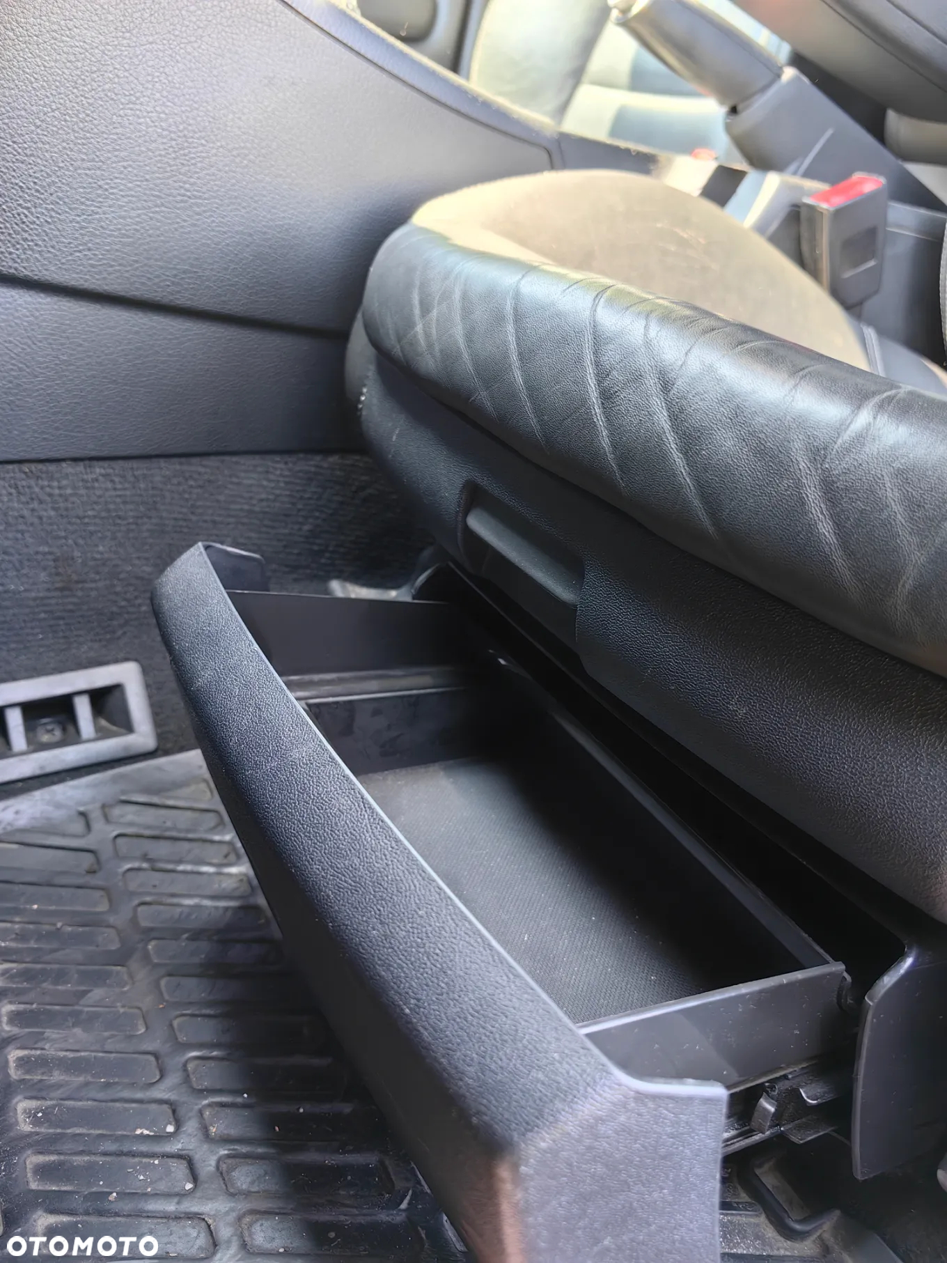 Audi A4 Avant 2.0 TDI DPF Quattro - 16