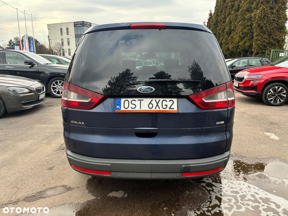 Ford Galaxy 2.0 TDCi Ghia - 16