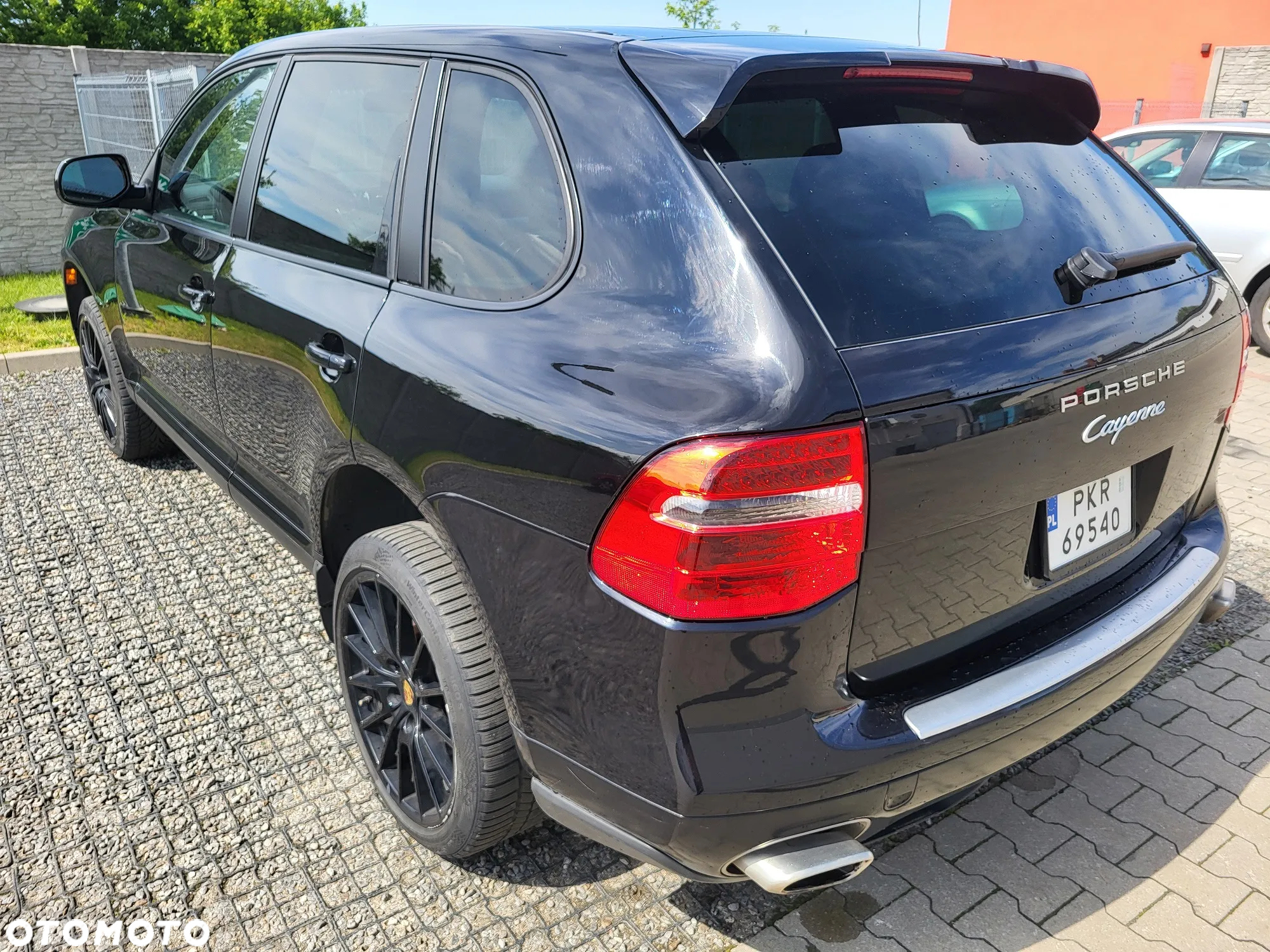 Porsche Cayenne - 2