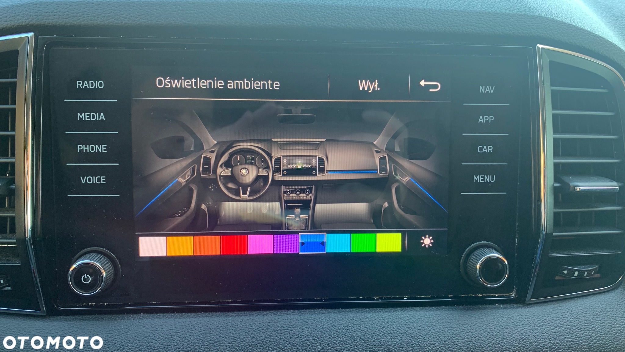 Skoda Karoq 1.5 TSI ACT 4x2 Ambition DSG - 20
