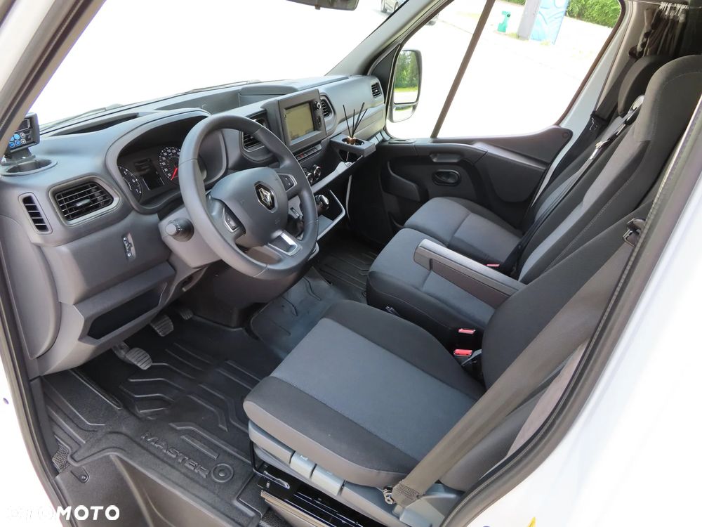Renault Master 2.3 dCi 163 Km WZMACNIANY Chłodnia -20*C + 30*C Z Izoterma 4.20 Cm 8 Euro Palet Zasilanie V230 Funkcja Grzania Kabina Sypialniana WEBASTO Stan Jak NOWY - 35