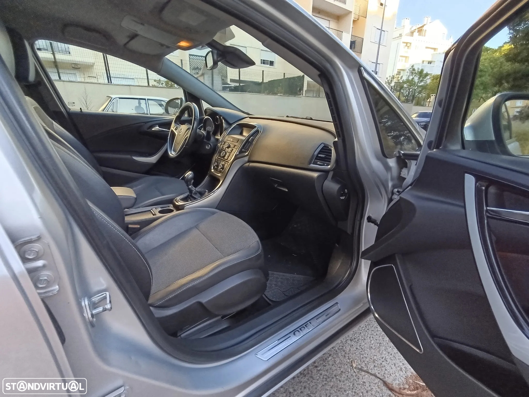 Opel Astra Sports Tourer 1.7 CDTi Enjoy - 22