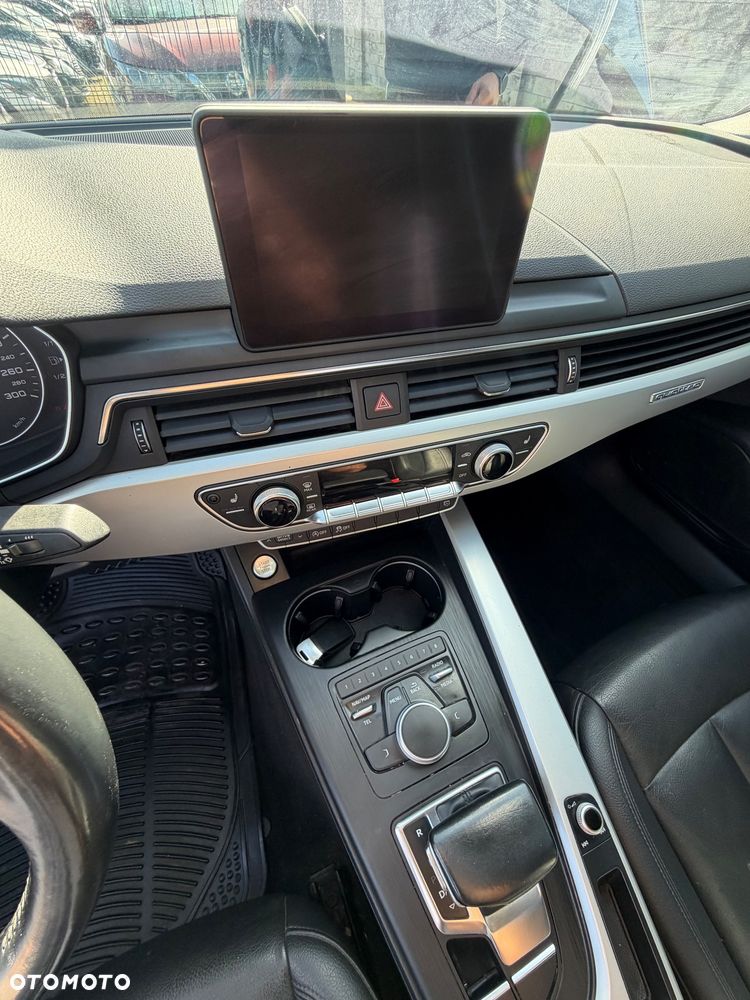 Audi A4 Limousine - 21