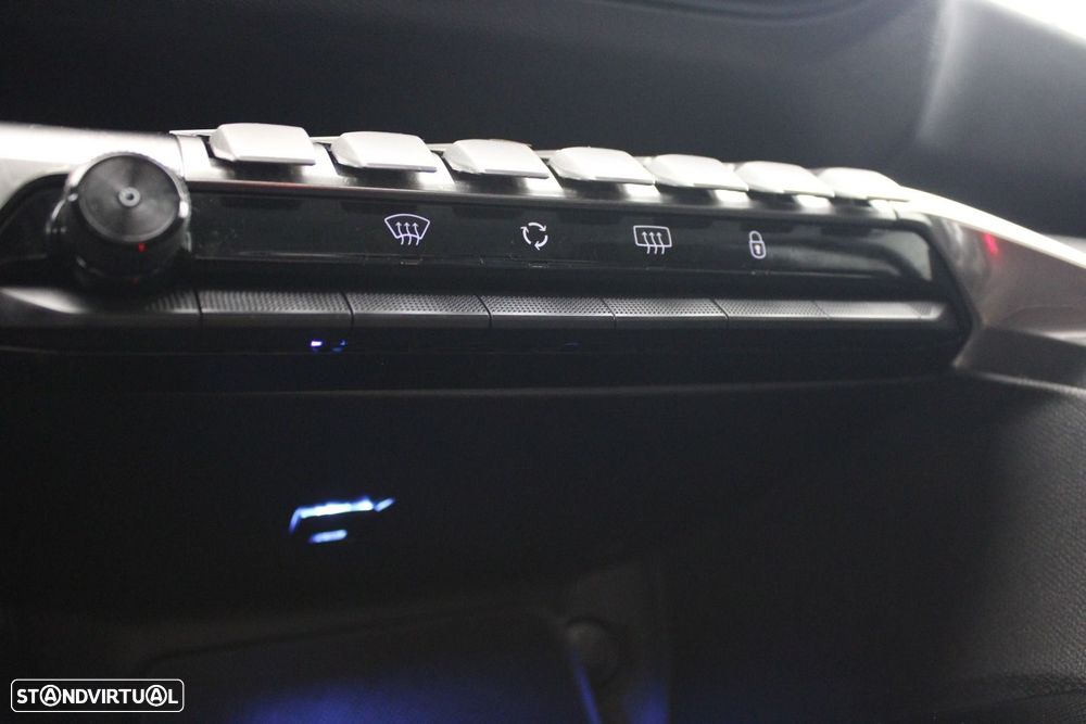 Peugeot 3008 1.5 BlueHDi Active - 23