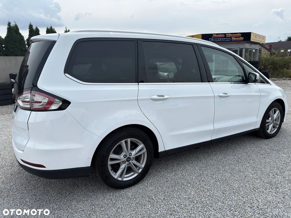 Ford Galaxy 2.0 EcoBlue S&S TITANIUM - 10