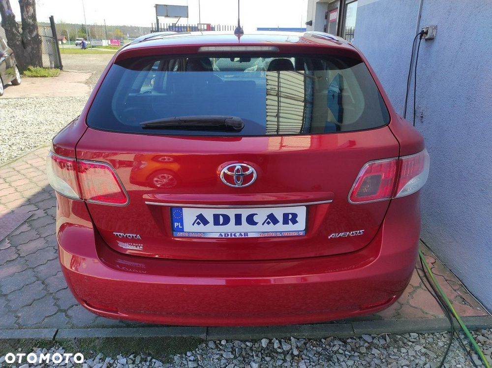 Toyota Avensis - 5