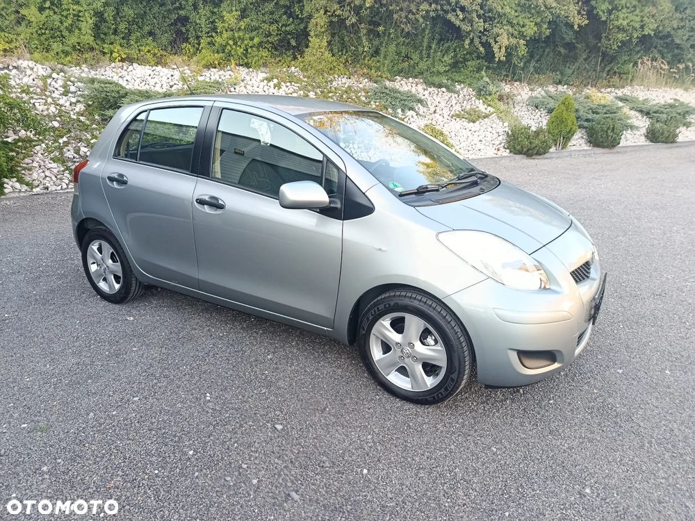 Toyota Yaris - 9