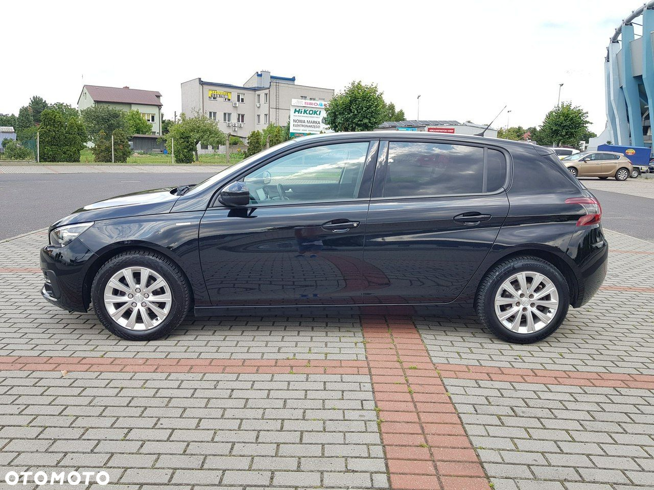 Peugeot 308 - 8