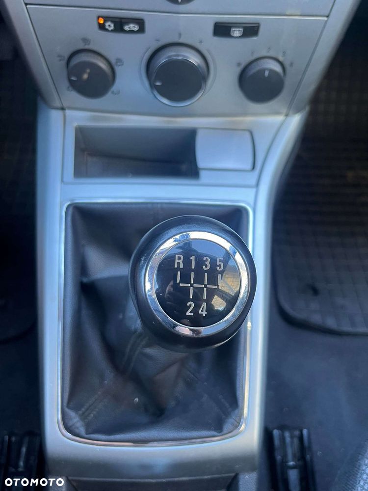 Opel Astra 1.6 Active - 9