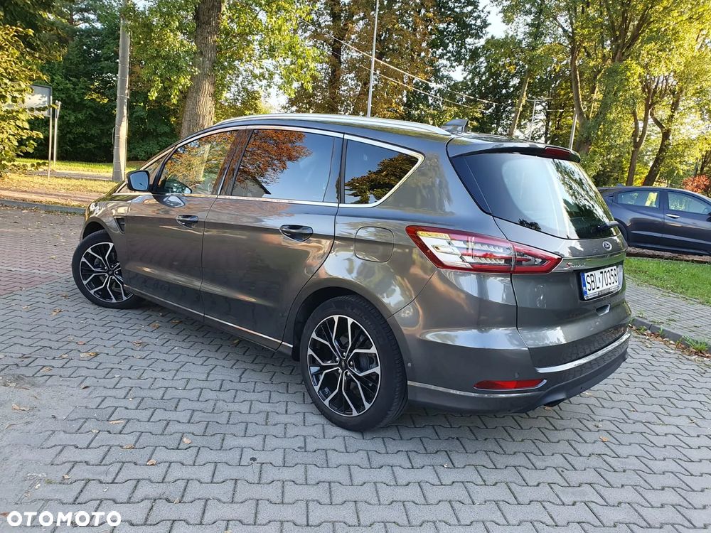 Ford S-Max - 8