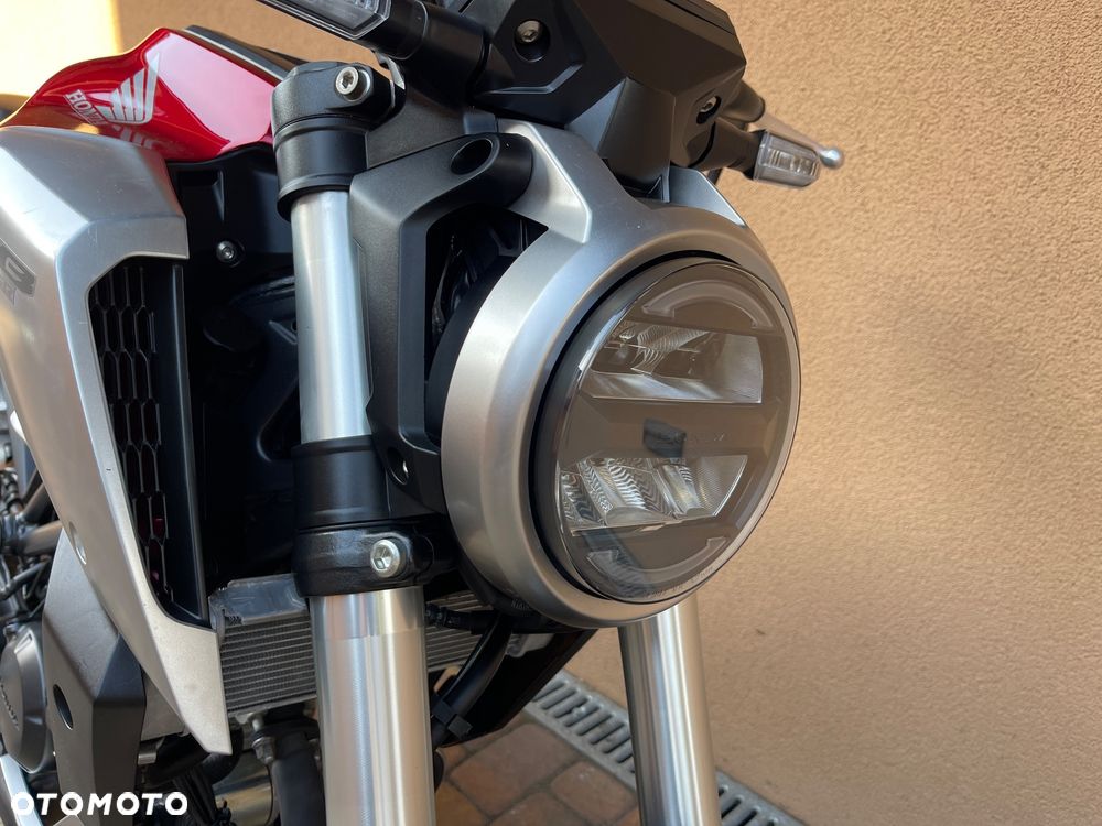 Honda CB - 18