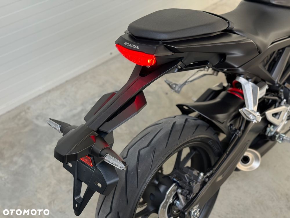 Honda CB - 19
