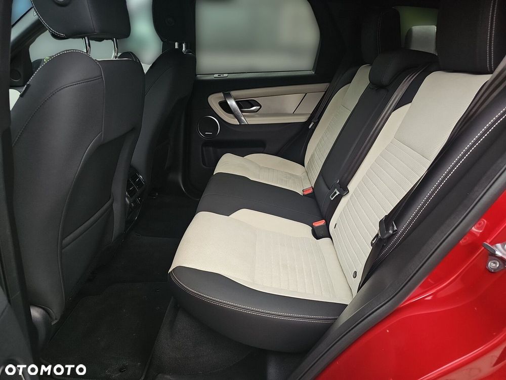 Land Rover Discovery Sport - 16