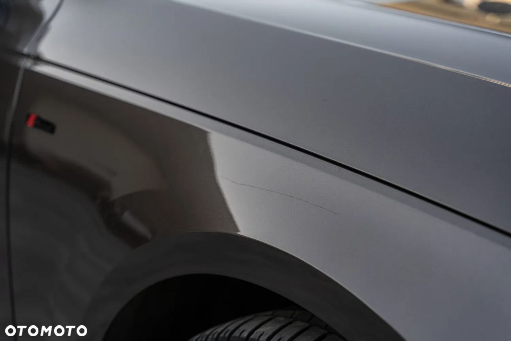 Audi A4 Avant 40 TDI Quattro S tronic - 23