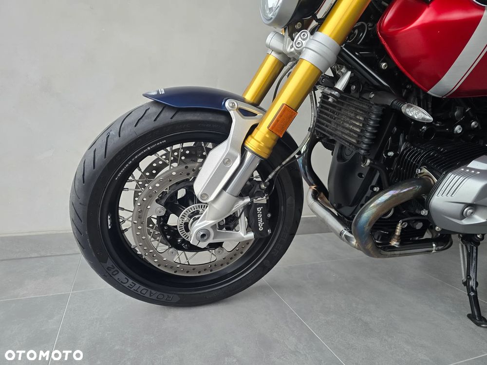 BMW R - 25
