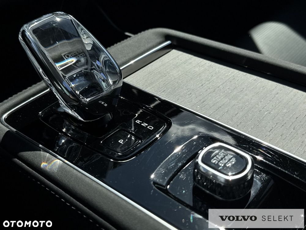 Volvo XC 90 - 22