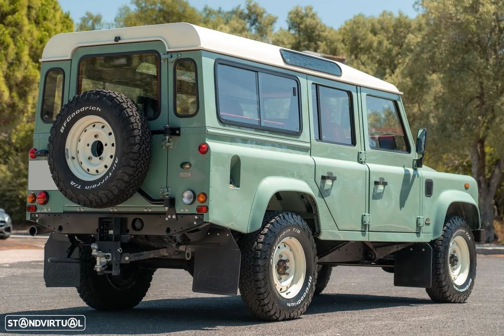 Land Rover Defender - 8