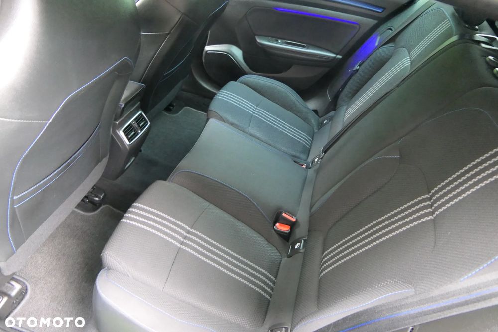 Renault Megane ENERGY dCi 165 EDC GT - 23
