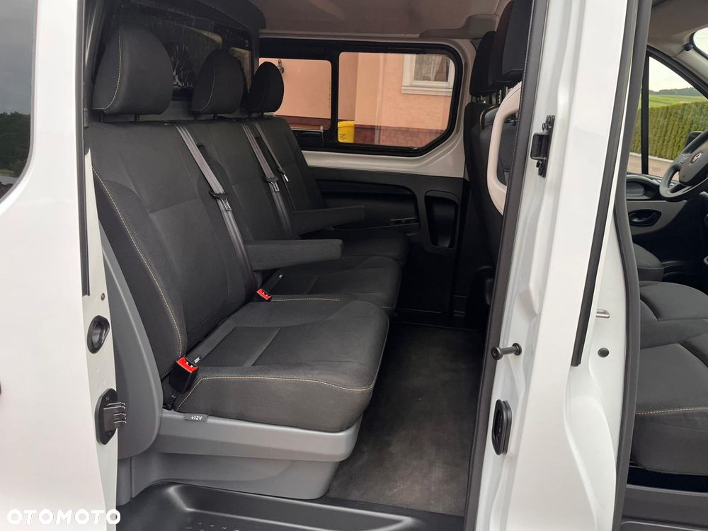 Renault Trafic - 26