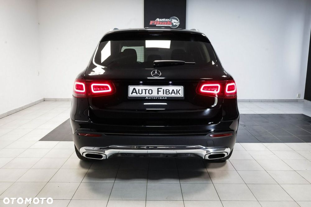 Mercedes-Benz GLC - 11