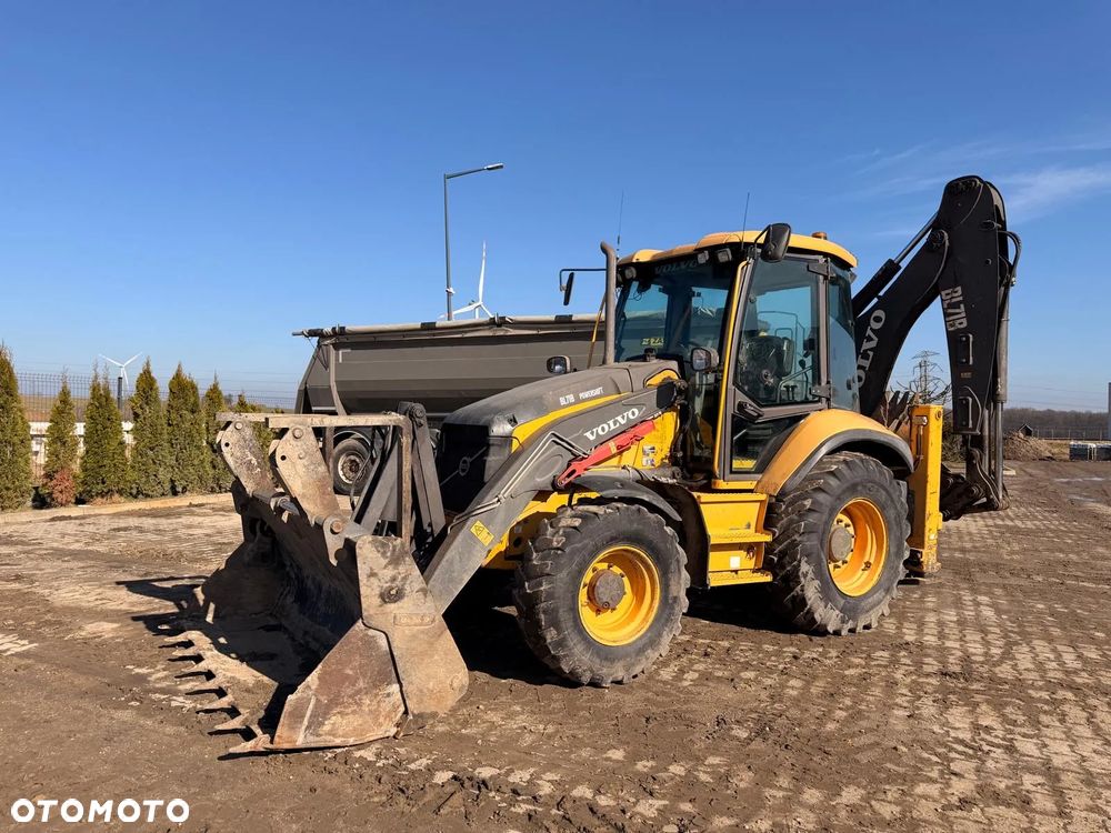 Volvo BL71b - 1
